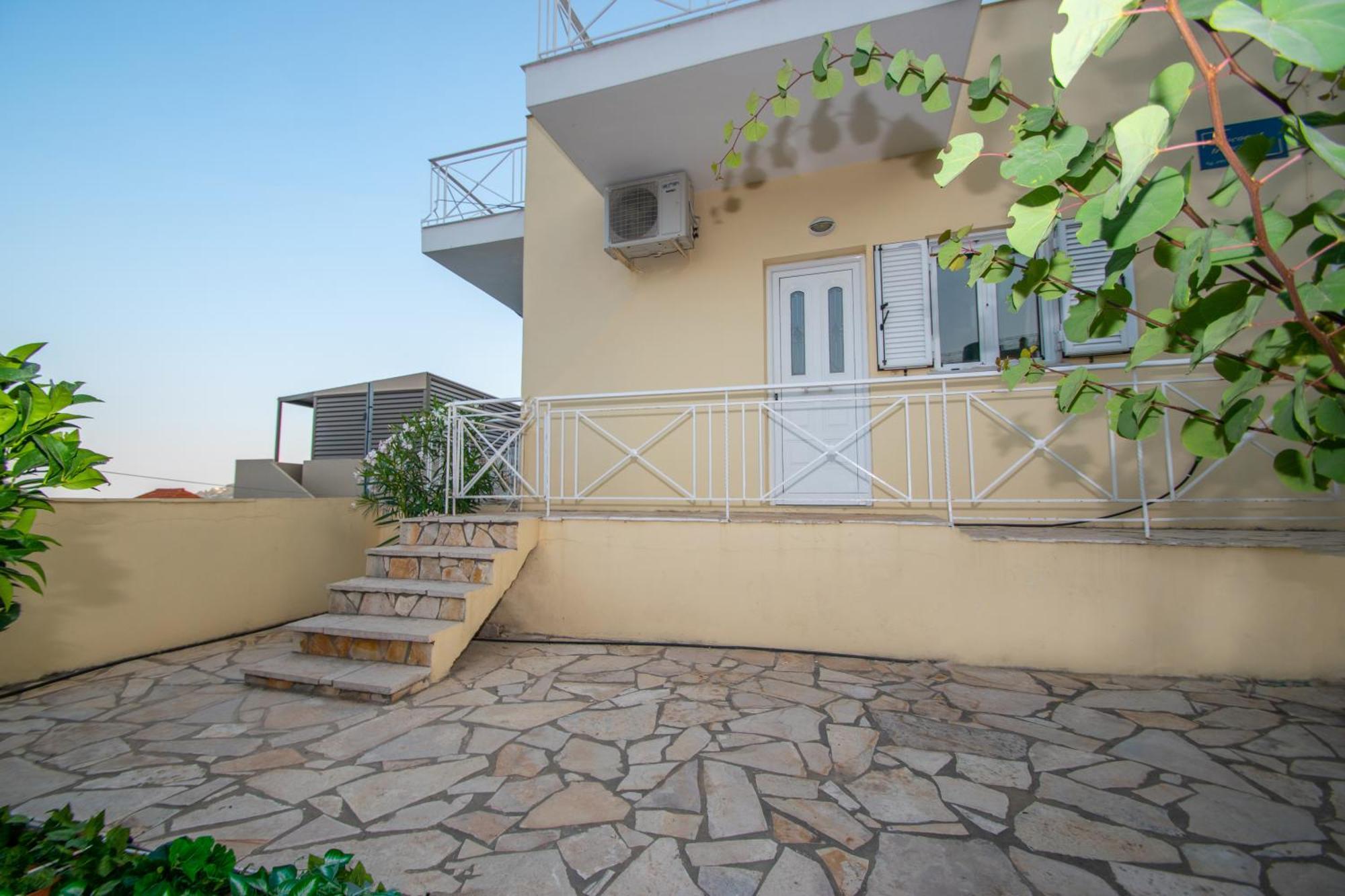 Coconut Tree House With Port View Lägenhet Zakynthos stad Exteriör bild
